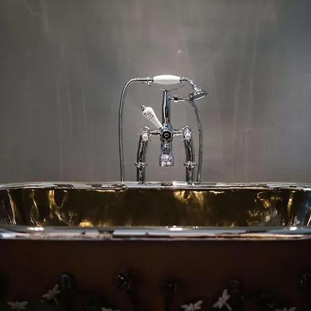 Beautiful Grade 2 Listed Building- Single Dwelling *