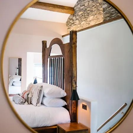 Beautiful Grade 2 Listed Building- Single Dwelling *