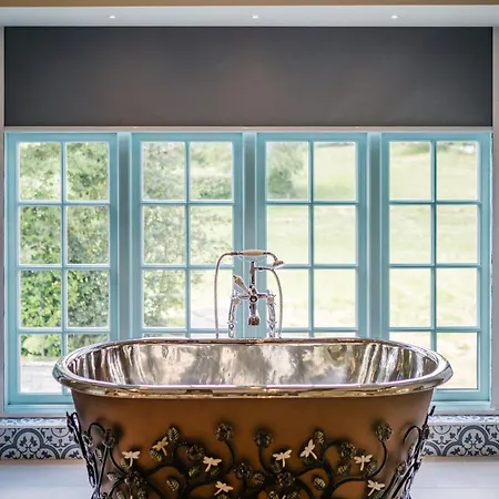 Сasa de vacaciones Beautiful Grade 2 Listed Building- Single Dwelling Bowness-on-Windermere