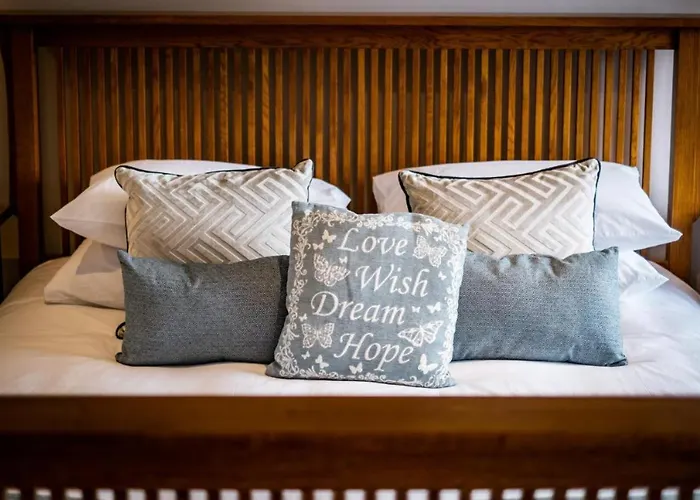 Beautiful Grade 2 Listed Building- Single Dwelling Casa de Férias *