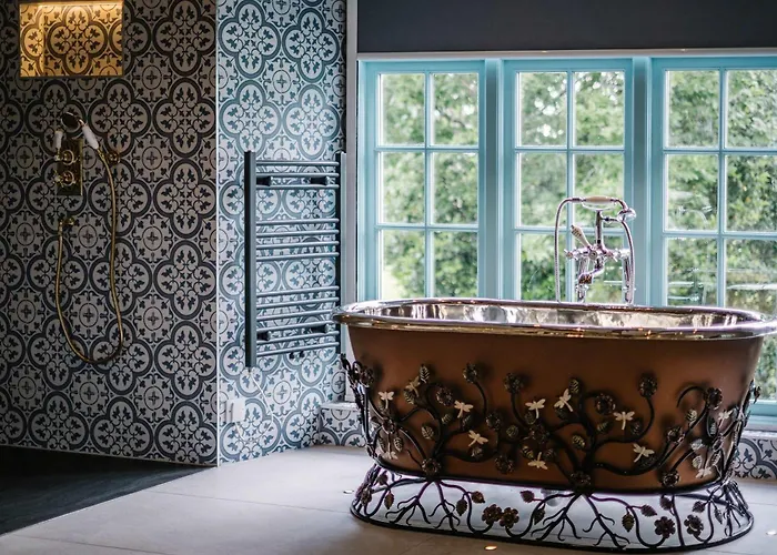 Beautiful Grade 2 Listed Building- Single Dwelling * Bowness-on-Windermere