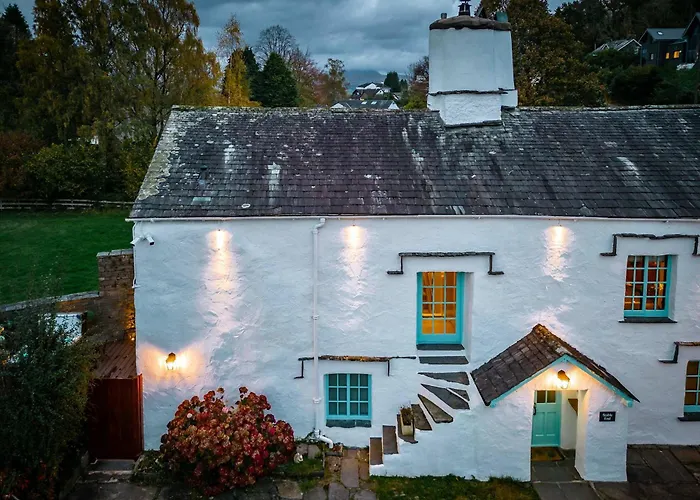 Casa de Férias Beautiful Grade 2 Listed Building- Single Dwelling Bowness-on-Windermere