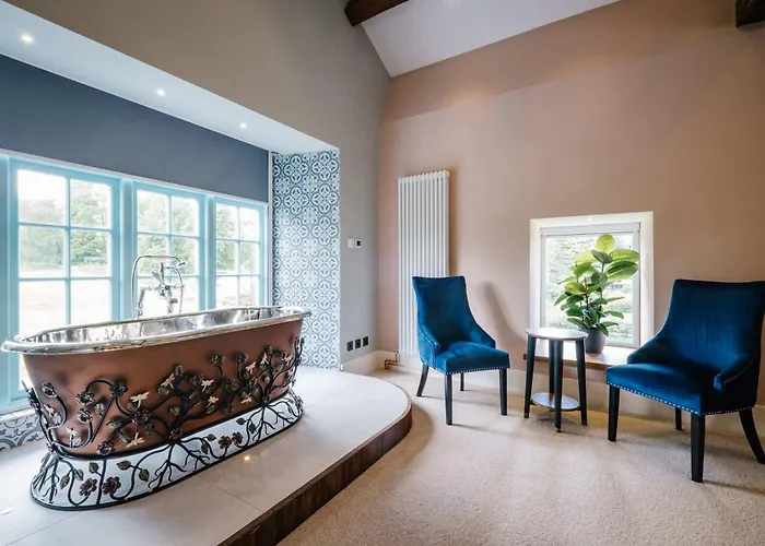 Beautiful Grade 2 Listed Building- Single Dwelling * Bowness-on-Windermere