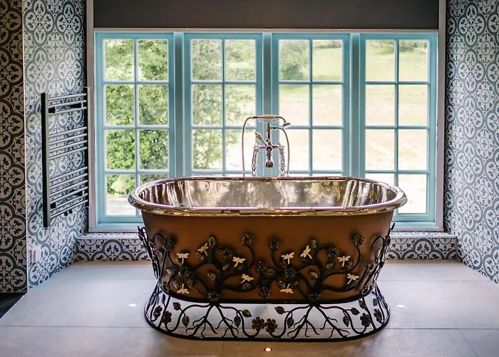 Casa de Férias Beautiful Grade 2 Listed Building- Single Dwelling Bowness-on-Windermere