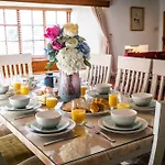 Beautiful Grade 2 Listed Building- Single Dwelling