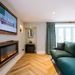 Beautiful Grade 2 Listed Building- Single Dwelling * Bowness-on-Windermere