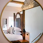 Beautiful Grade 2 Listed Building- Single Dwelling *